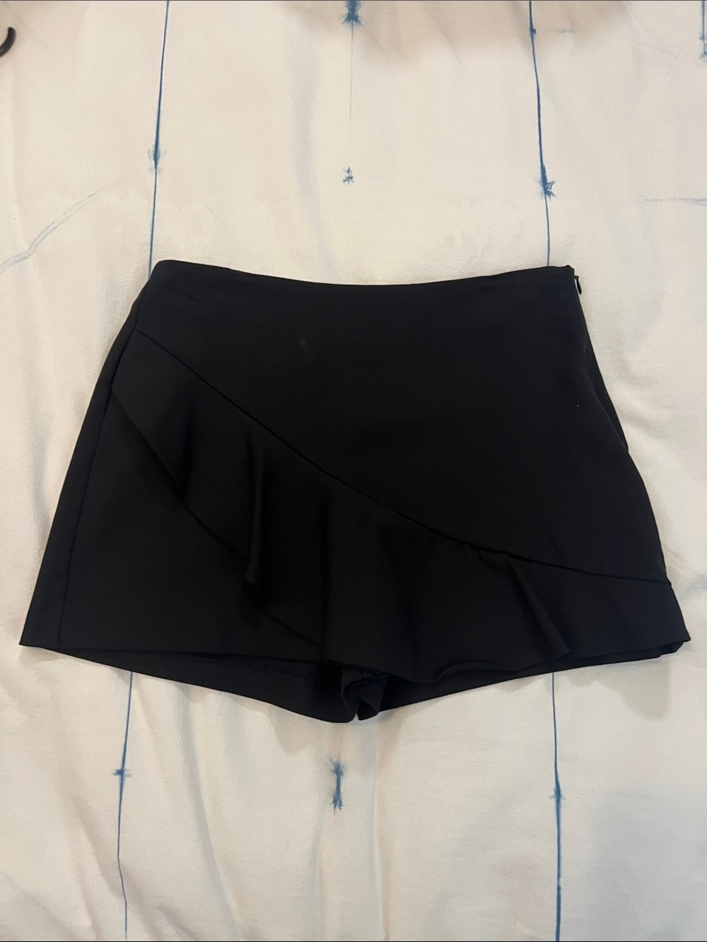Zara Black Ruffle-Trim Skort